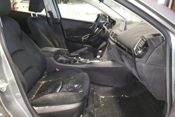 фото Mazda 3 SPORT