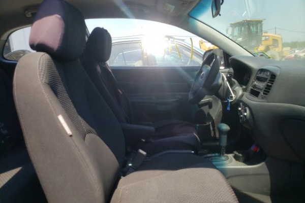 фото HYUNDAI ACCENT BLUE