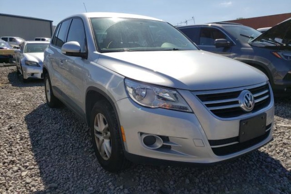 фото Volkswagen Tiguan S