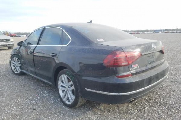 фото Volkswagen Passat SE