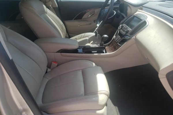 фото Buick LACROSSE