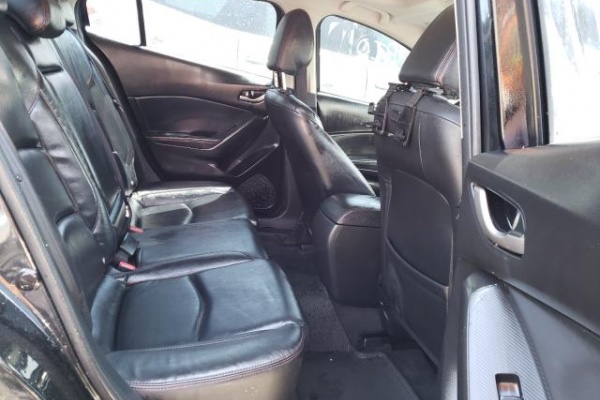 фото Mazda 3 GRAND TOURING