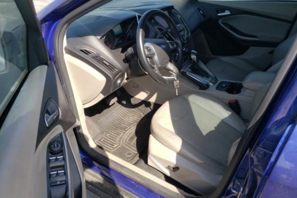 фото Ford Focus SE