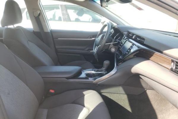 фото Toyota Camry HYBRID