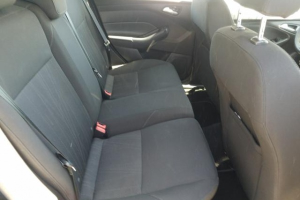 фото Ford Focus SE