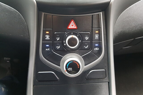 фото Hyundai  Avante