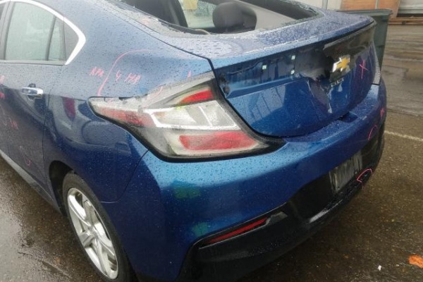 фото Chevrolet Volt LT