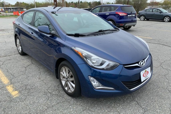 фото Hyundai Elantra SE
