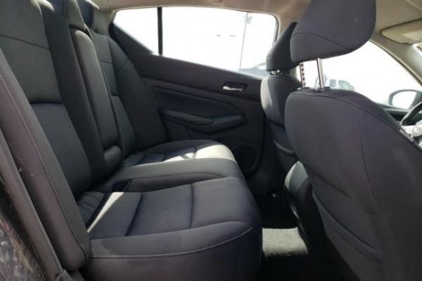 фото Nissan Altima S