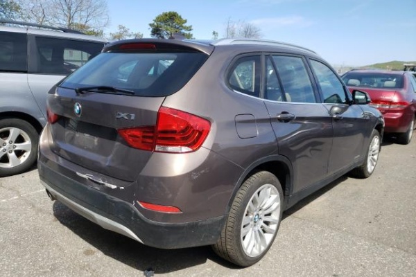 фото BMW X1 SDRIVE28I