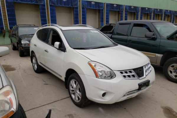 фото Nissan Rogue S