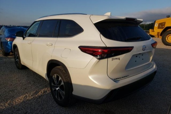 фото Toyota HIGHLANDER XLE