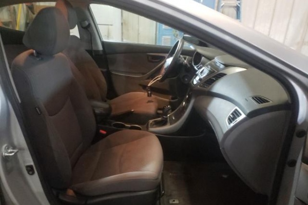 фото Hyundai Elantra SEL