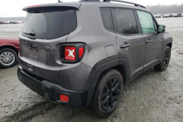 фото JEEP RENEGADE LATITUDE
