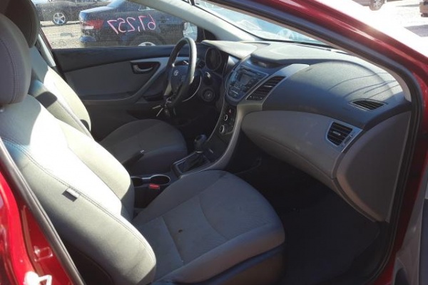 фото Hyundai Elantra SE