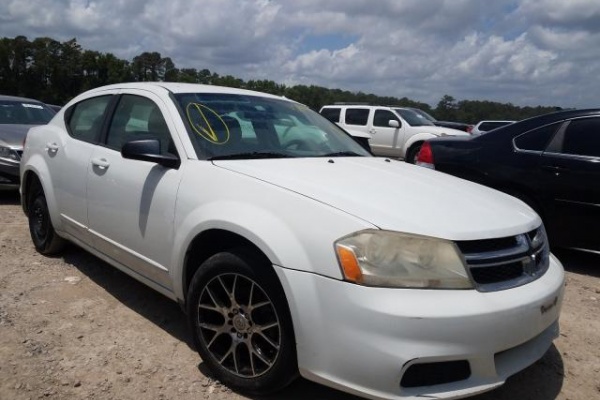 фото Dodge AVENGER SE