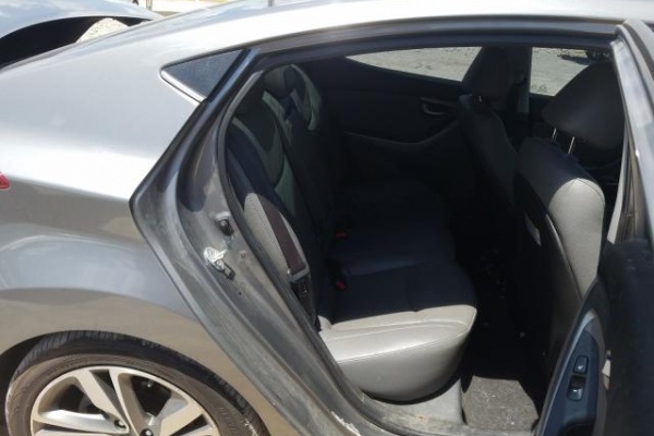 фото Hyundai Elantra SE