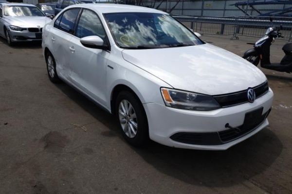 фото Volkswagen Jetta HYBRID