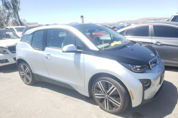 фото BMW I3 BEV