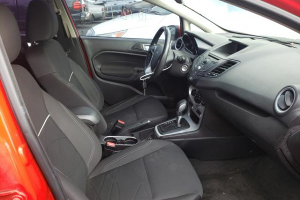 фото FORD FIESTA SE