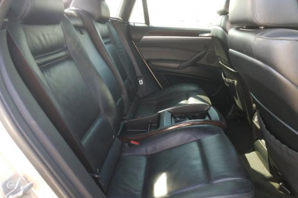 фото BMW X6 XDRIVE50I