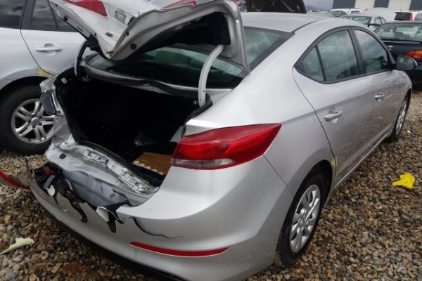 фото Hyundai Elantra SEL
