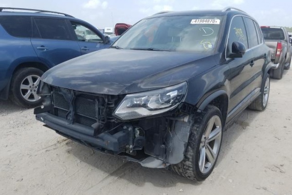 фото Volkswagen TIGUAN