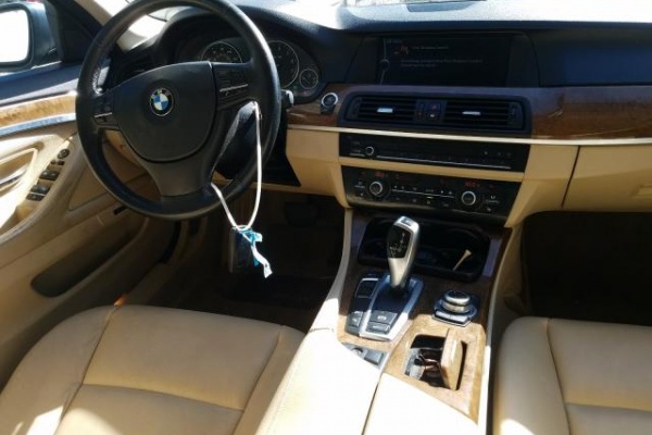 фото BMW 528 XI