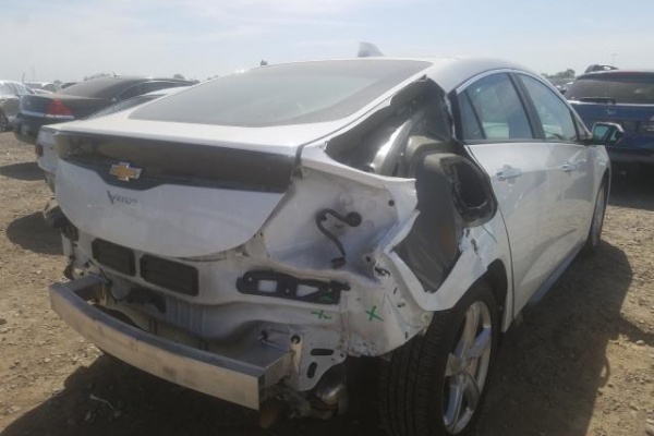 фото Chevrolet Volt LT