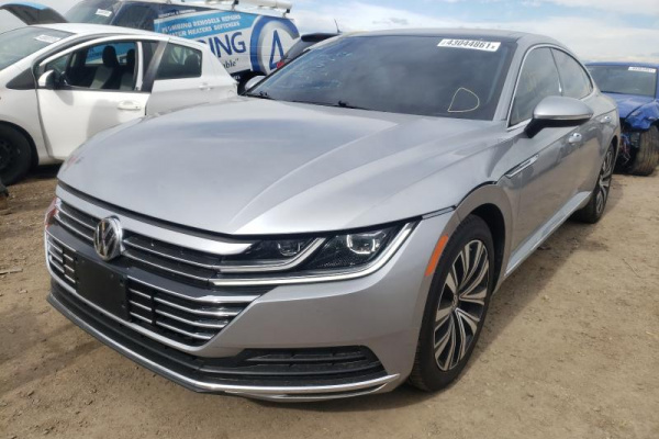 фото Volkswagen ARTEON SEL