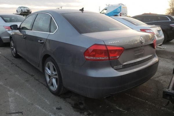 фото Volkswagen Passat SE