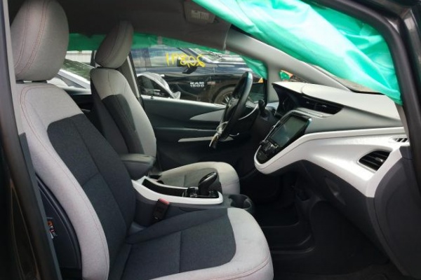 фото Chevrolet Bolt EV LT