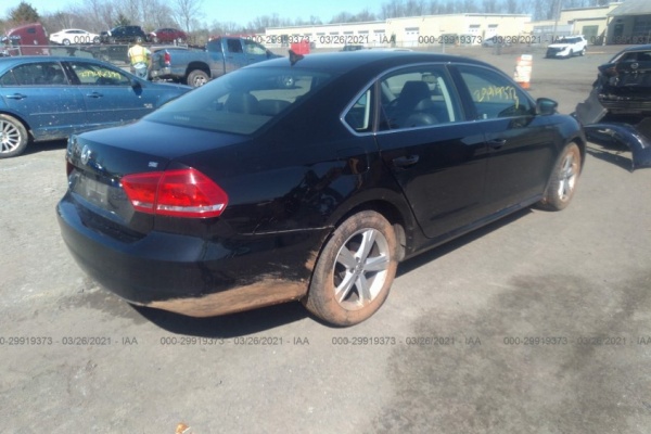 фото Volkswagen Passat SE