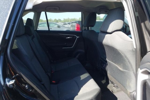 фото Toyota RAV4 XLE