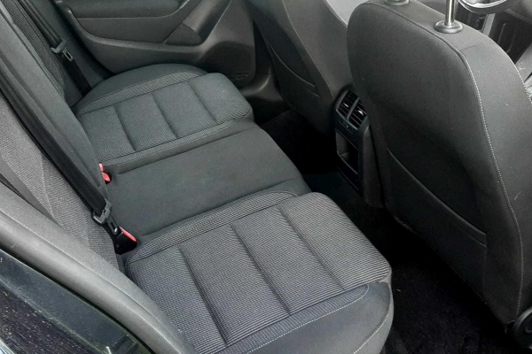 фото Volkswagen Golf