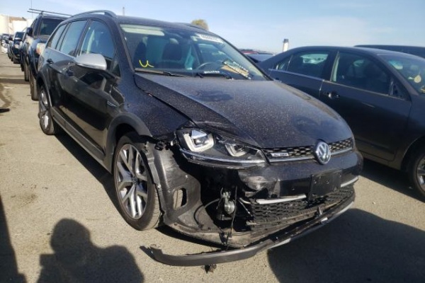 фото Volkswagen golf SPORTWAGEN S