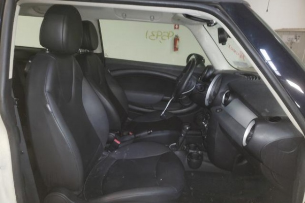 фото Mini COOPER S