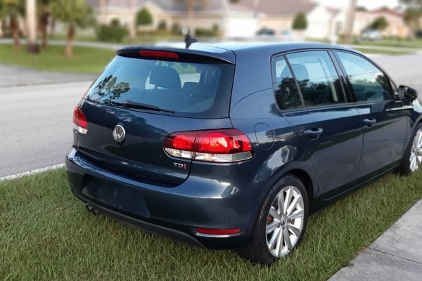 фото Volkswagen Golf