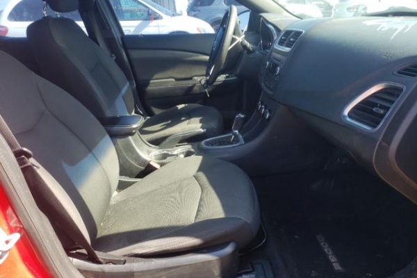 фото Dodge AVENGER SE