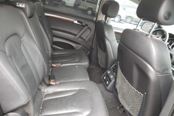 фото Audi Q7 PRESTIGE