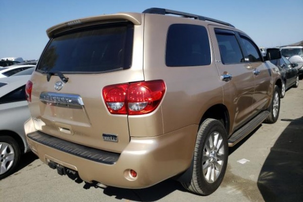 фото Toyota Sequoia PLATINUM
