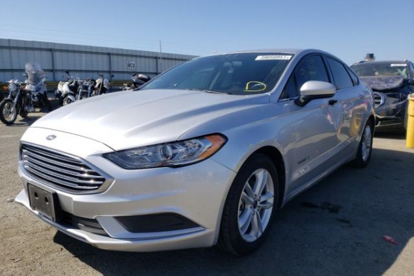 фото Ford Fusion SE HYBRID