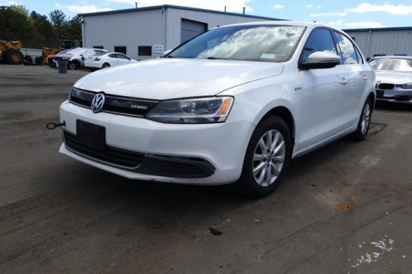 фото Volkswagen Jetta HYBRID