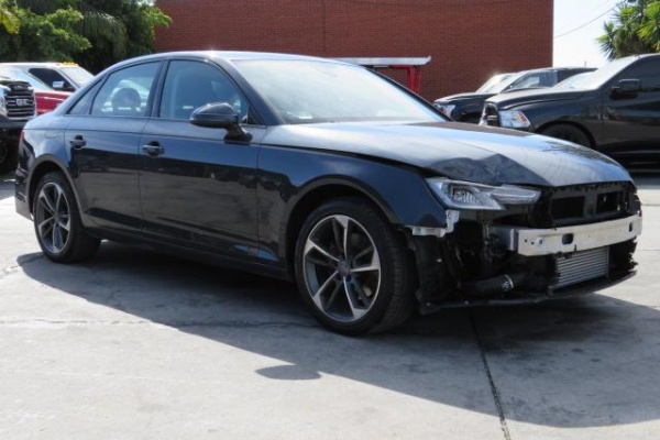 фото Audi A4 Premium Plus