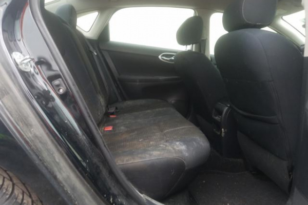 фото Nissan Sentra S