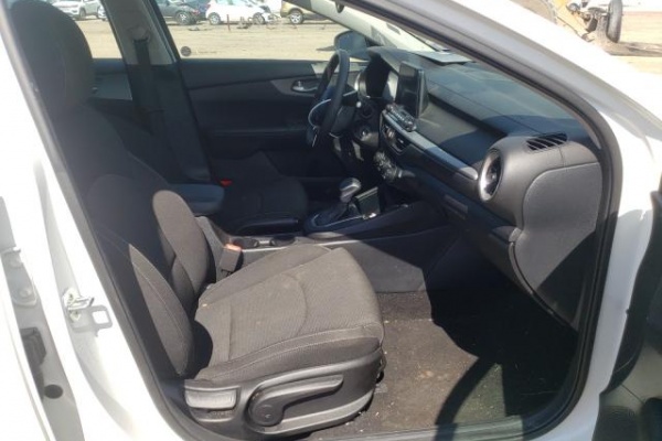 фото KIA Forte FE