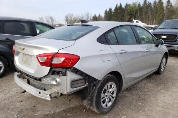 фото Chevrolet Cruze LS