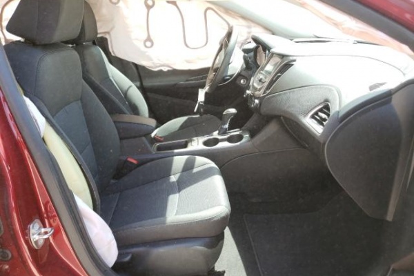 фото Chevrolet Cruze LT