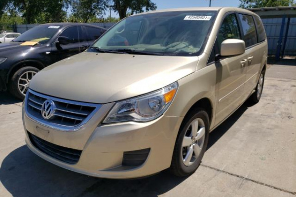 фото Volkswagen ROUTAN SEL