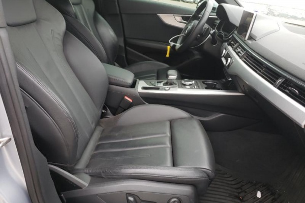 фото Audi A4 Premium Plus